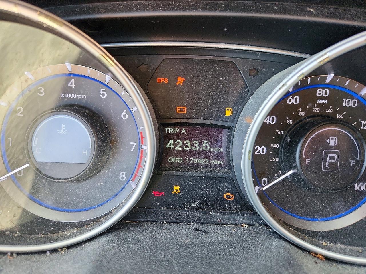 2011 HYUNDAI SONATA