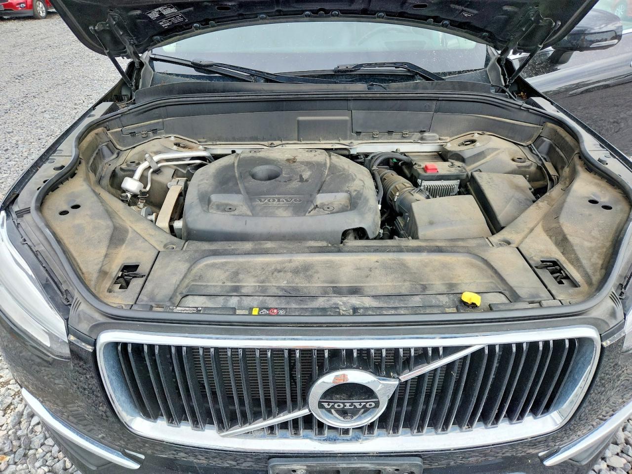 2019 VOLVO XC90
