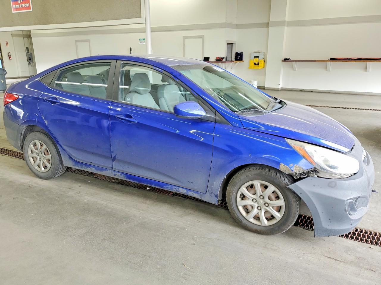 2013 HYUNDAI ACCENT