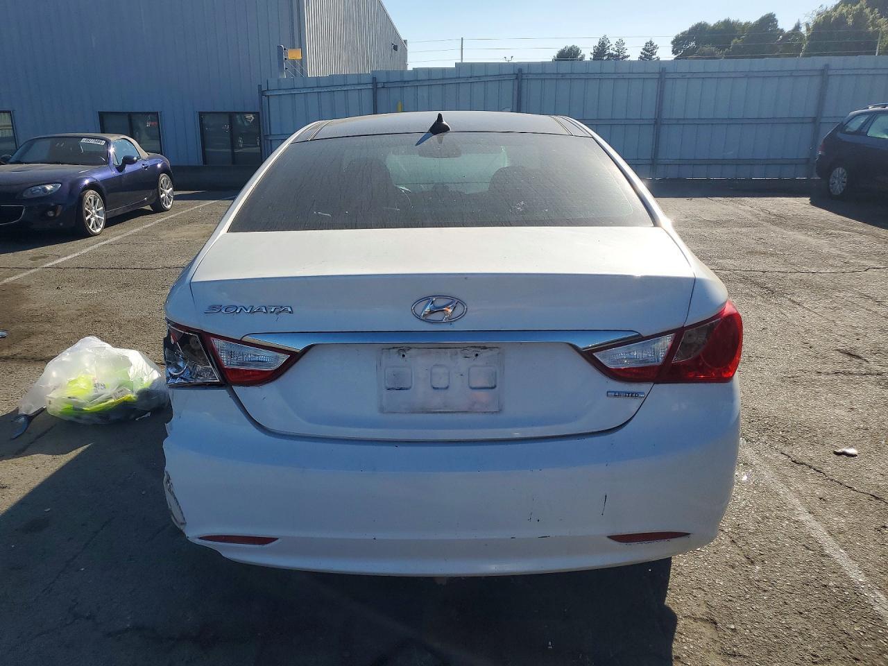 2012 HYUNDAI SONATA