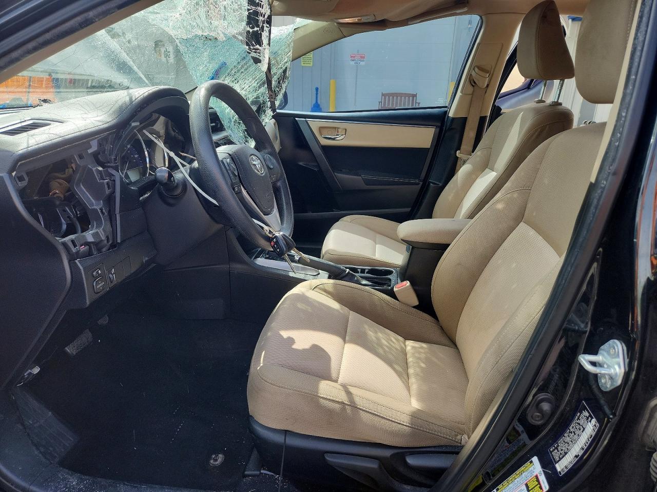 2015 TOYOTA COROLLA