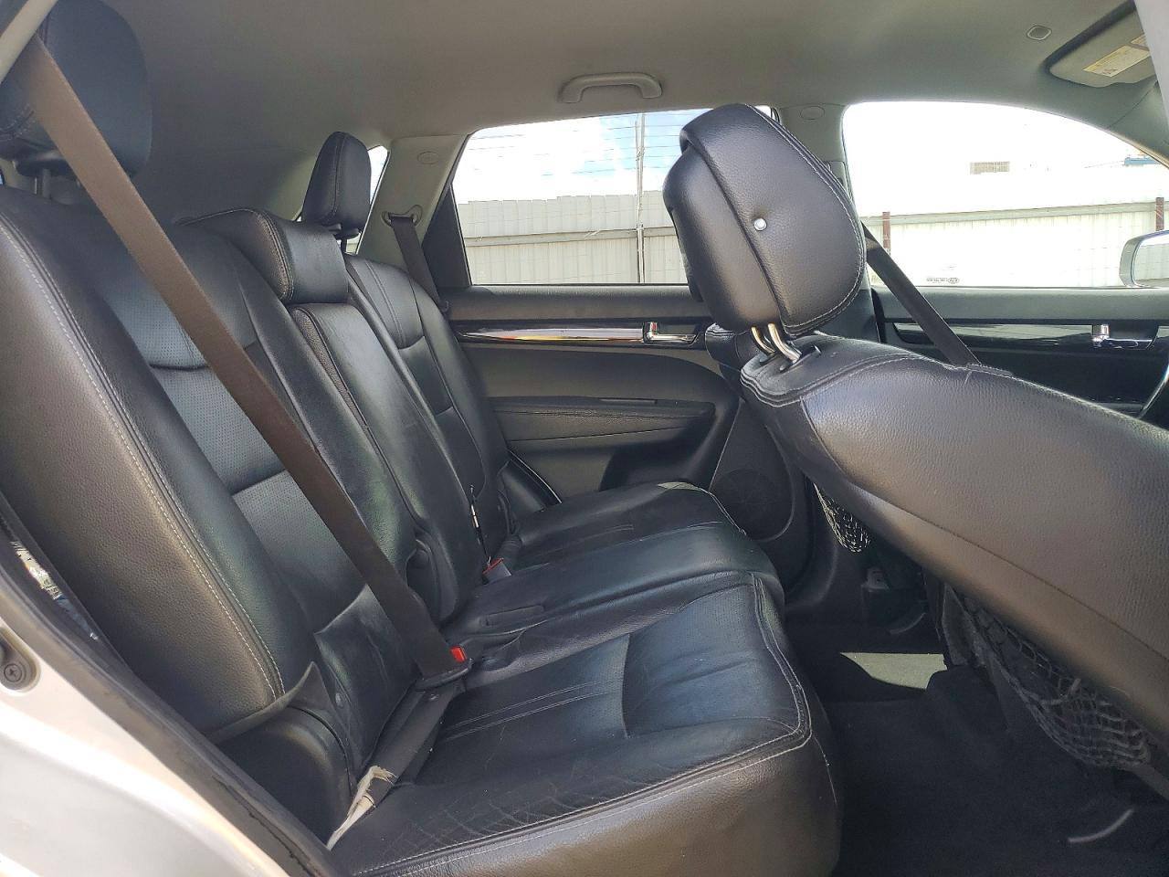 2011 KIA SORENTO