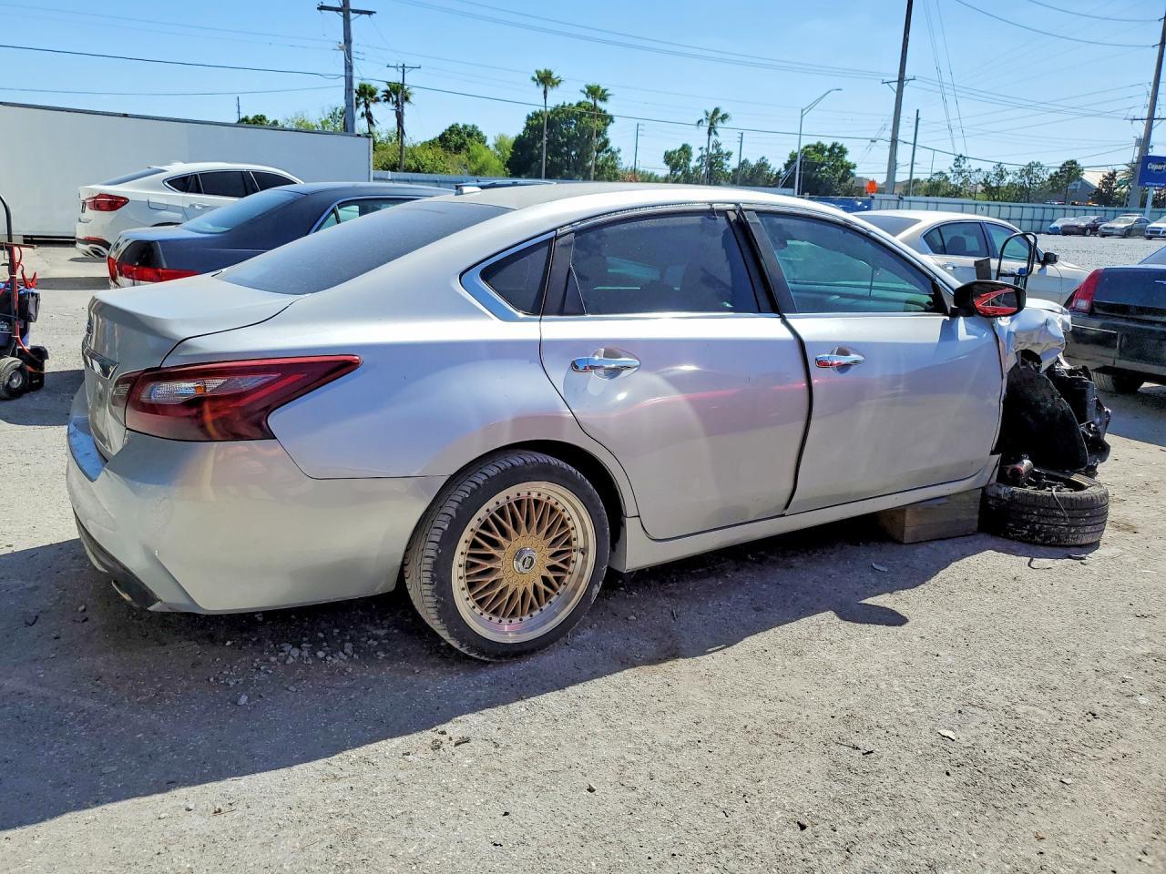 2018 NISSAN ALTIMA