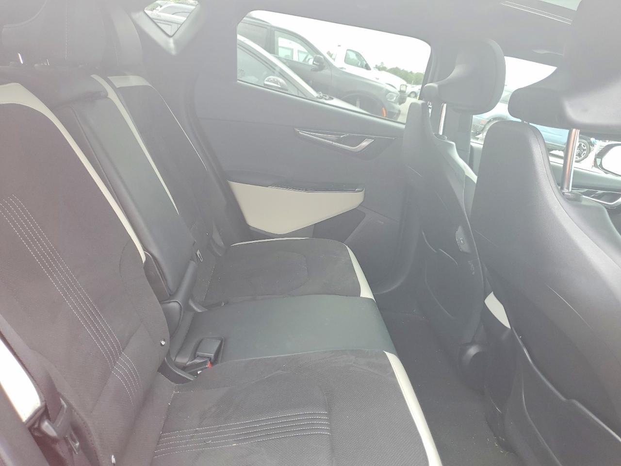 2024 KIA EV6