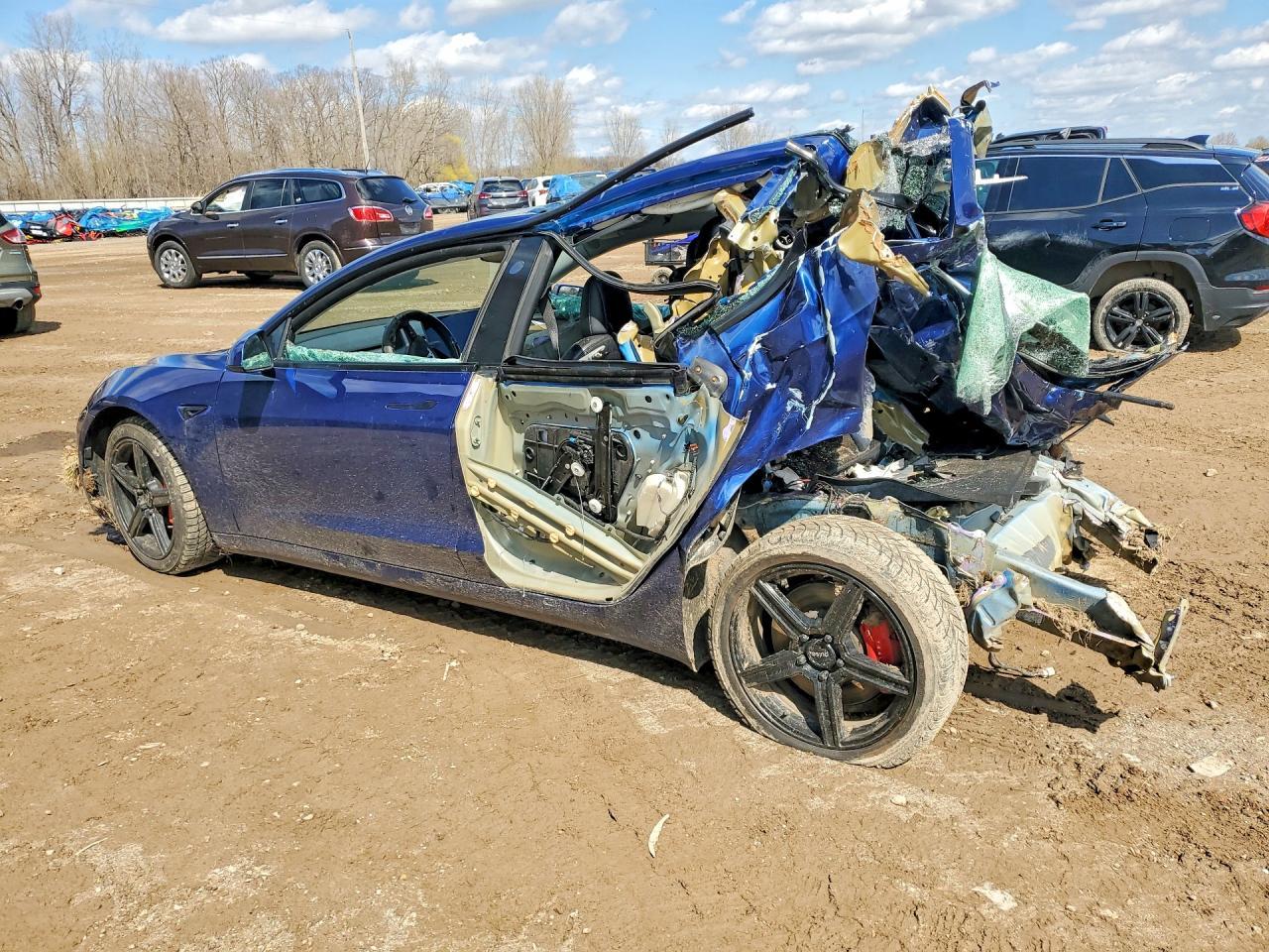 2021 TESLA MODEL 3
