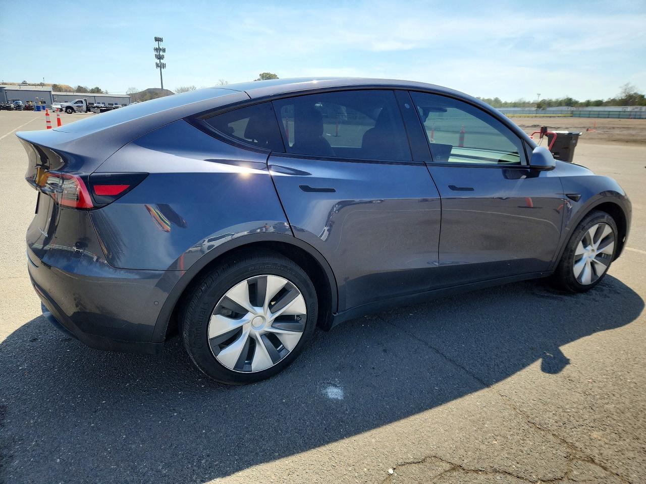 2020 TESLA MODEL Y