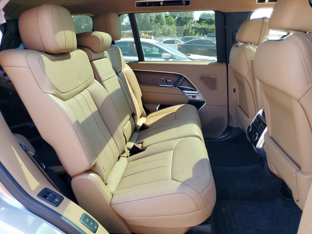 2025 LAND ROVER RANGE ROVER