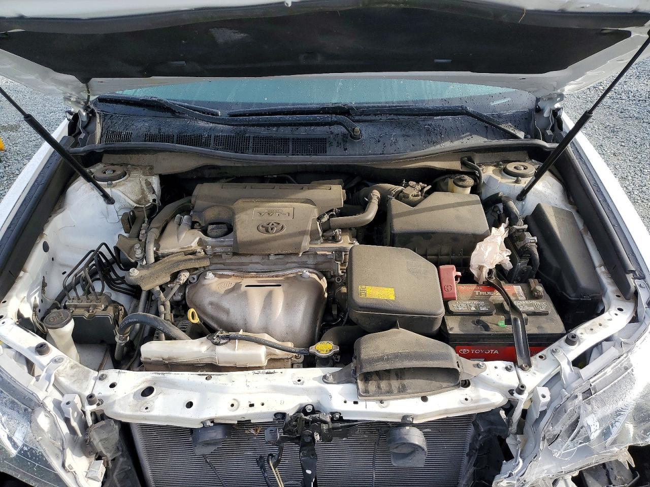 2014 TOYOTA CAMRY