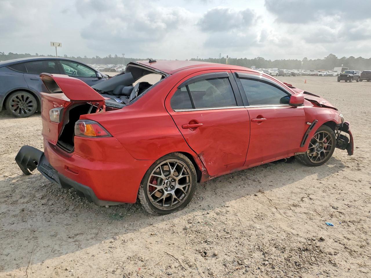 2013 MITSUBISHI Lancer Evolution