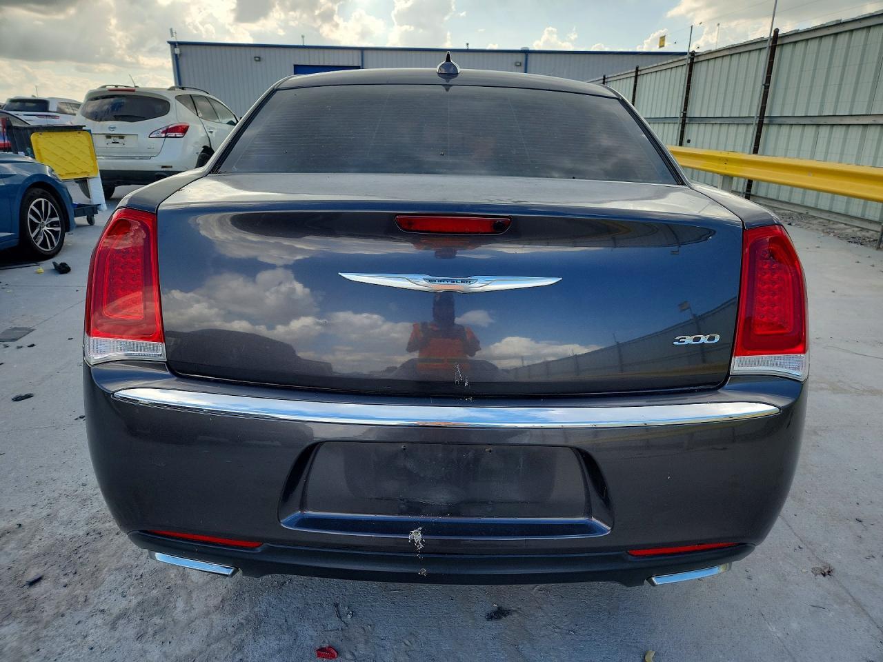 2015 CHRYSLER 300