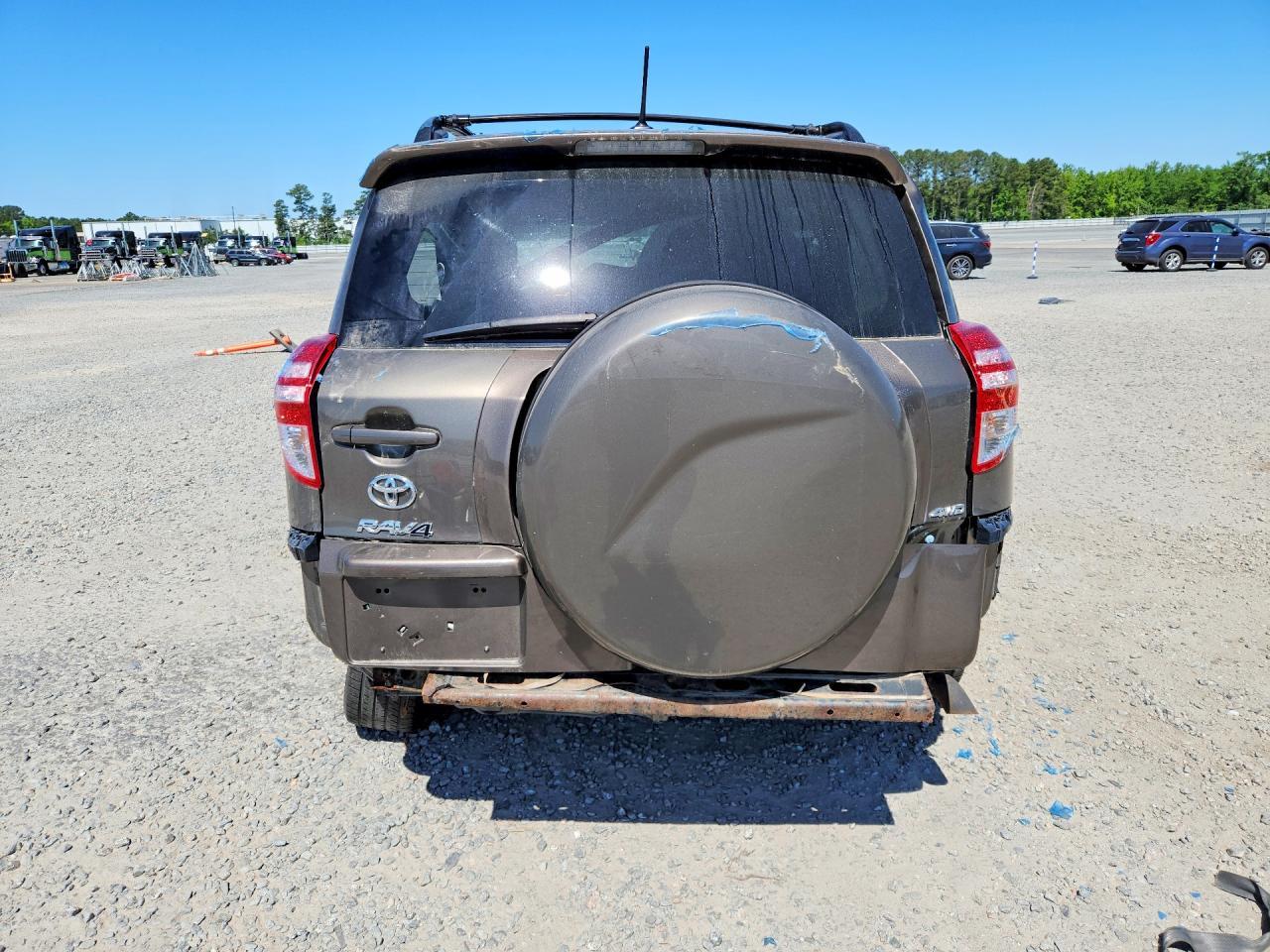 2011 TOYOTA RAV4