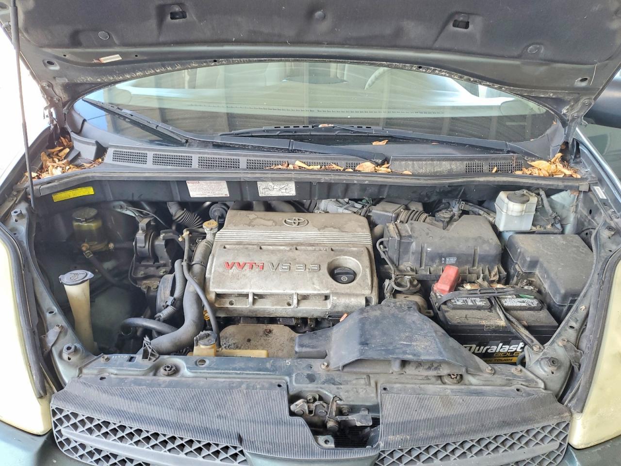 2004 TOYOTA SIENNA