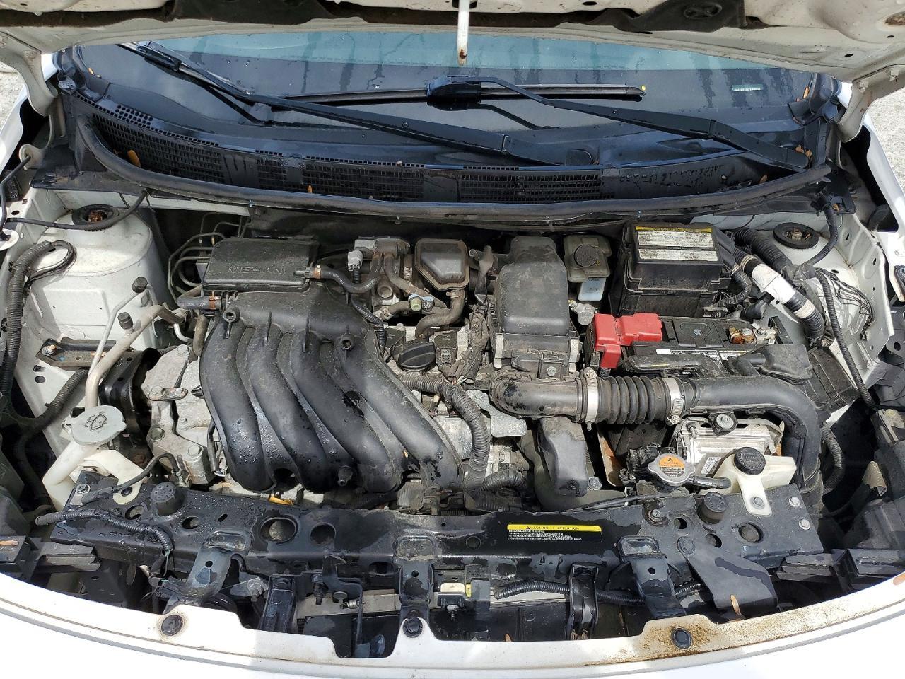 2016 NISSAN VERSA