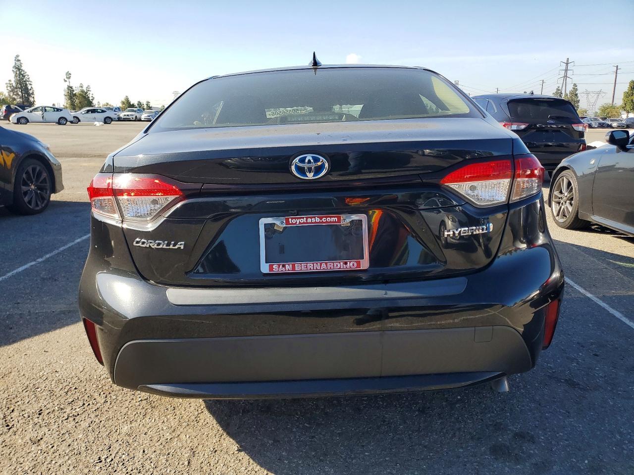 2022 TOYOTA COROLLA