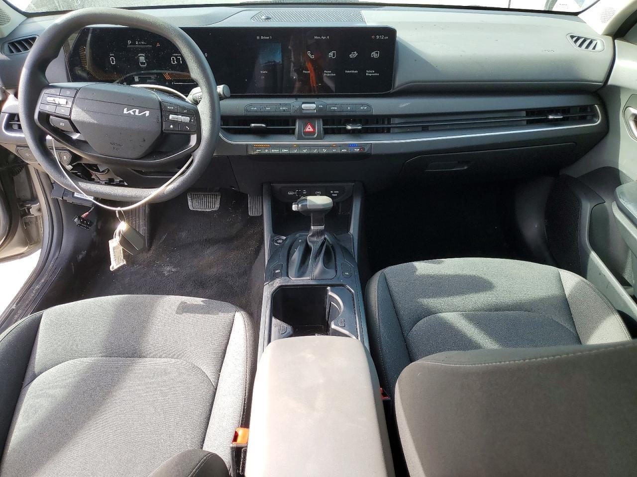 2025 KIA K4
