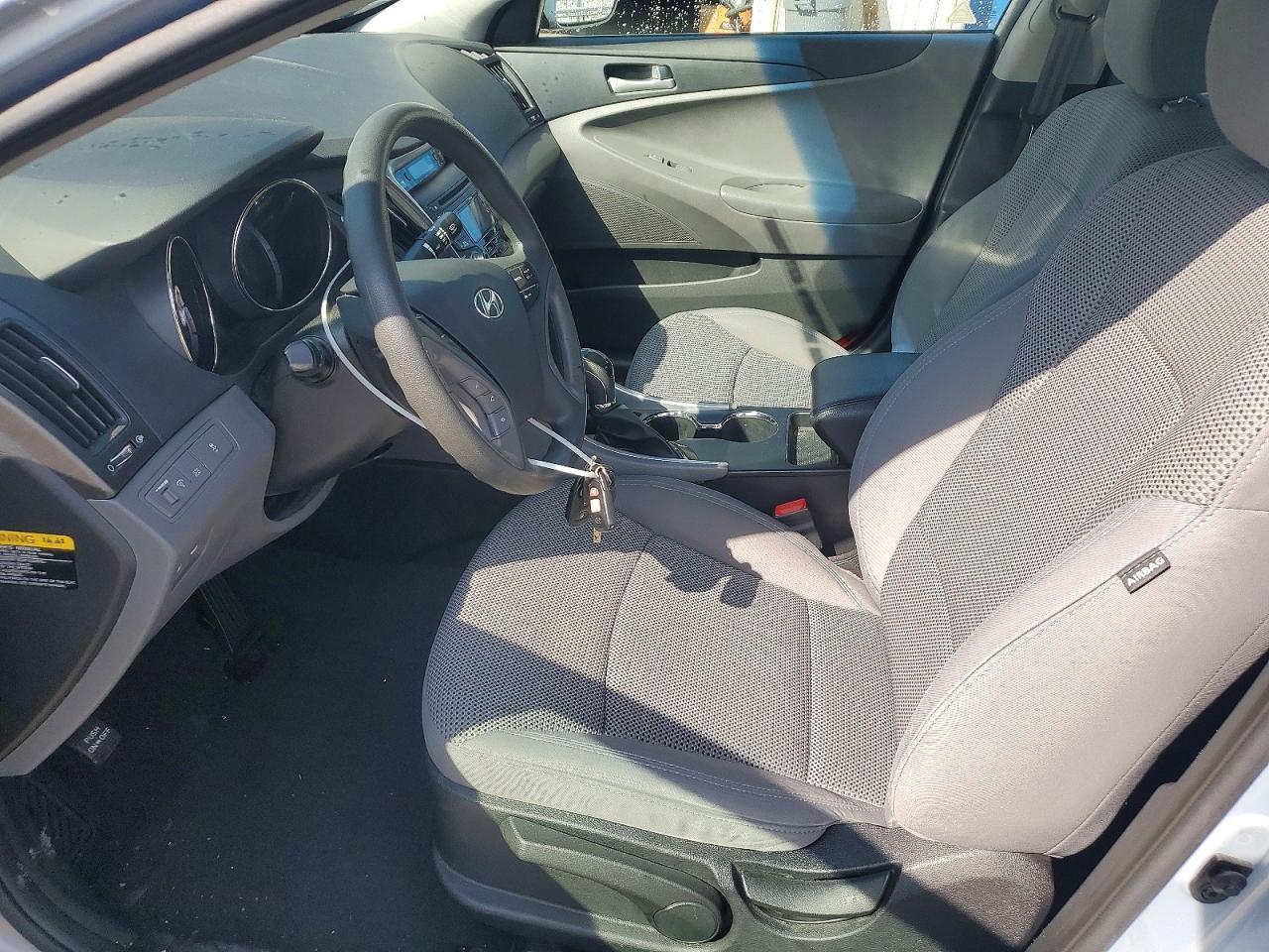 2012 HYUNDAI SONATA