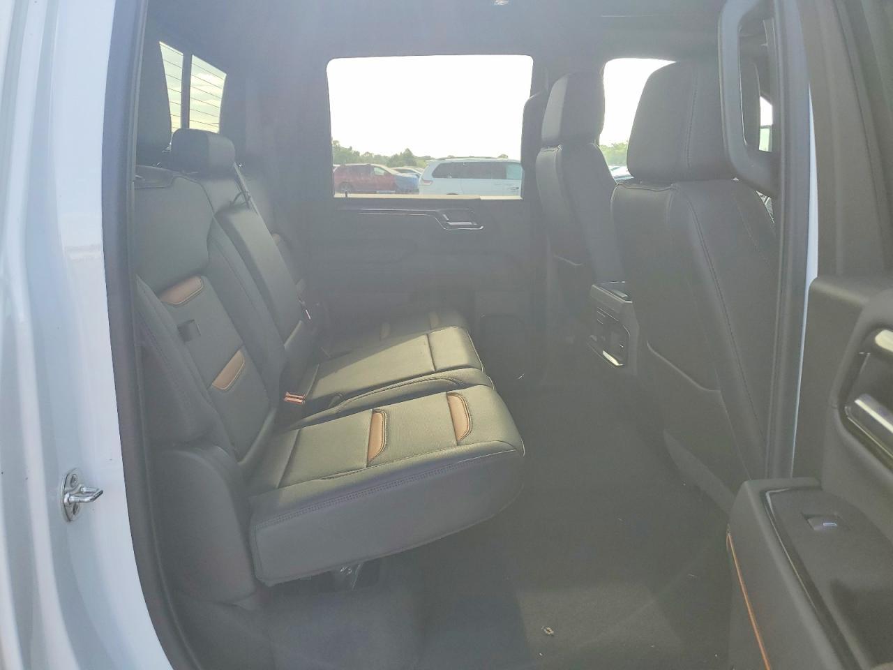 2025 GMC Sierra