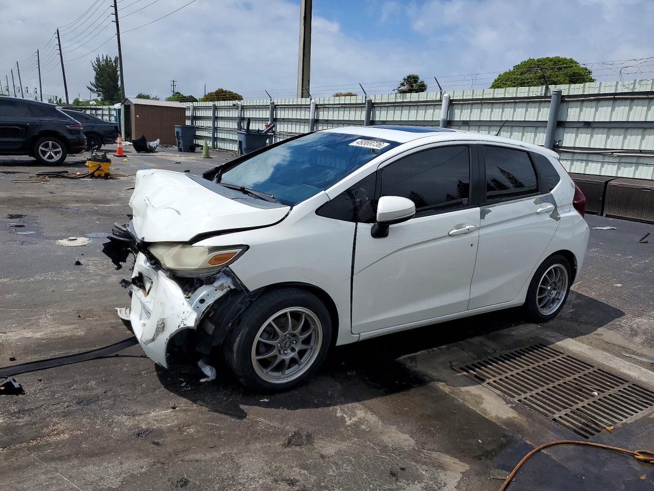 2015 HONDA FIT