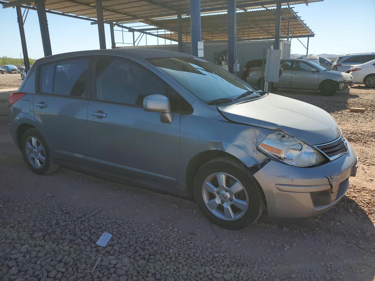 2012 NISSAN VERSA