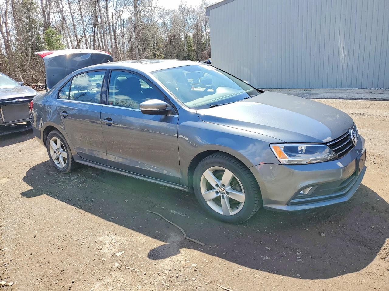 2015 VOLKSWAGEN JETTA