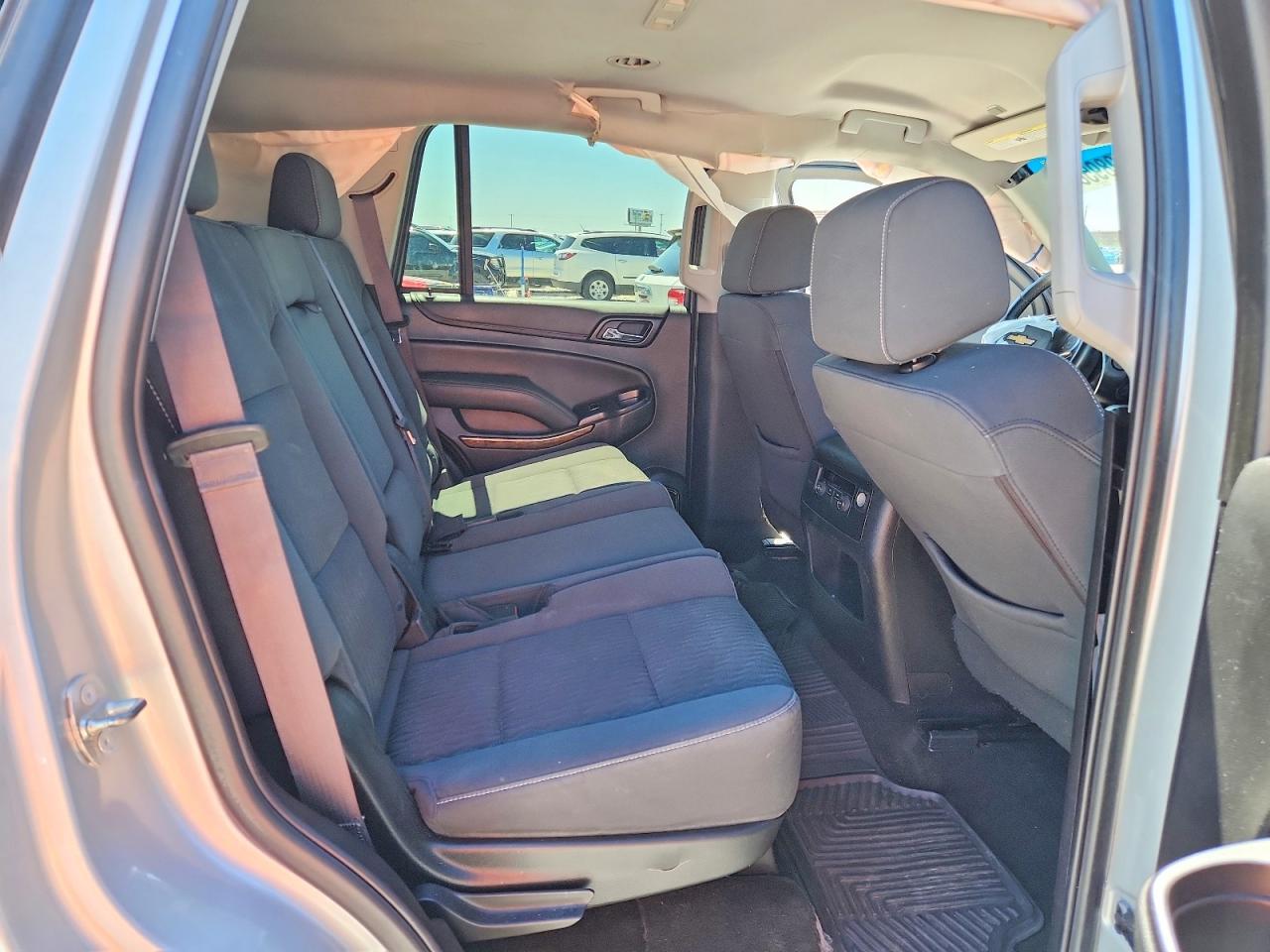 2016 CHEVROLET Tahoe