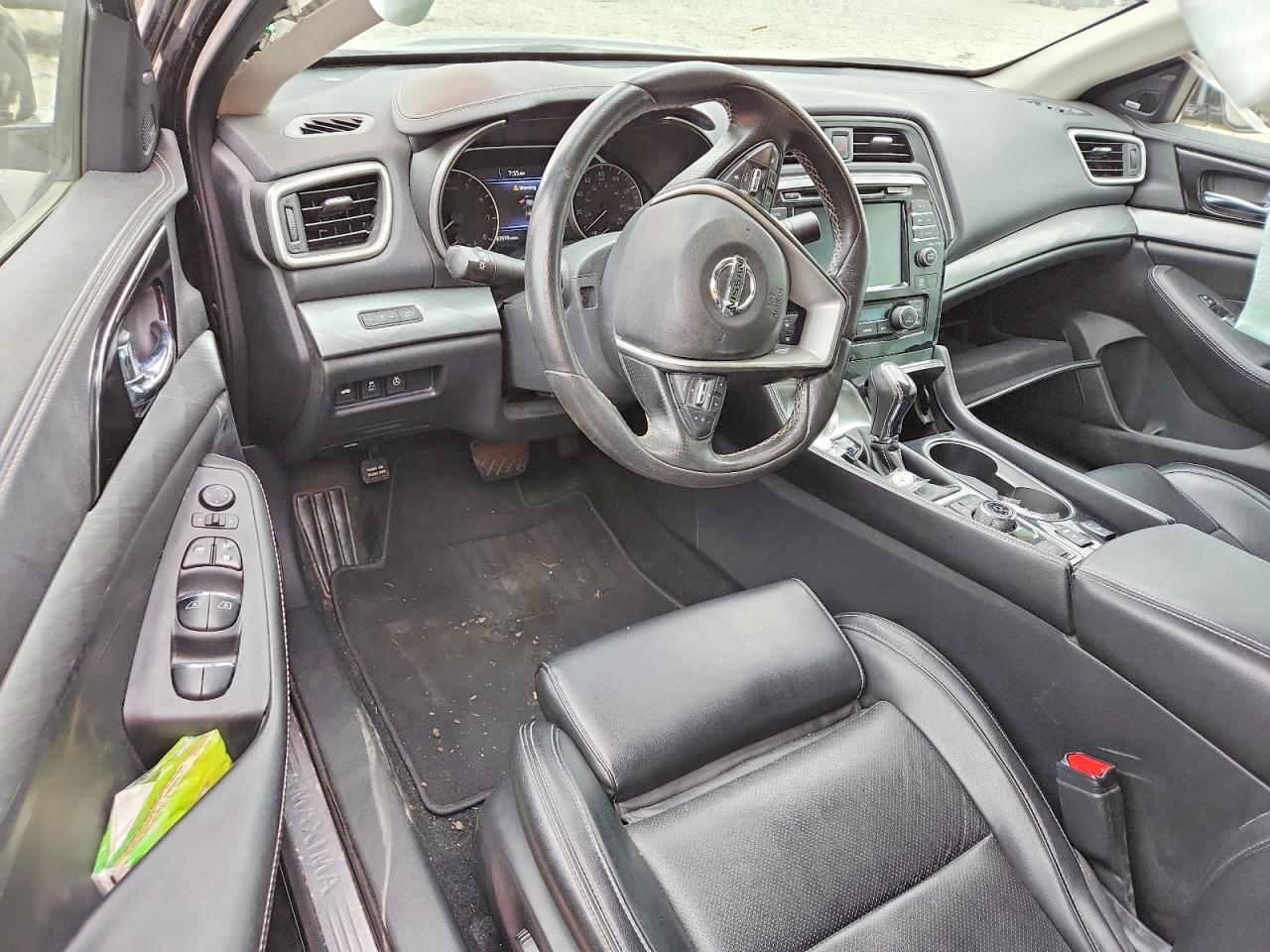 2018 NISSAN Maxima