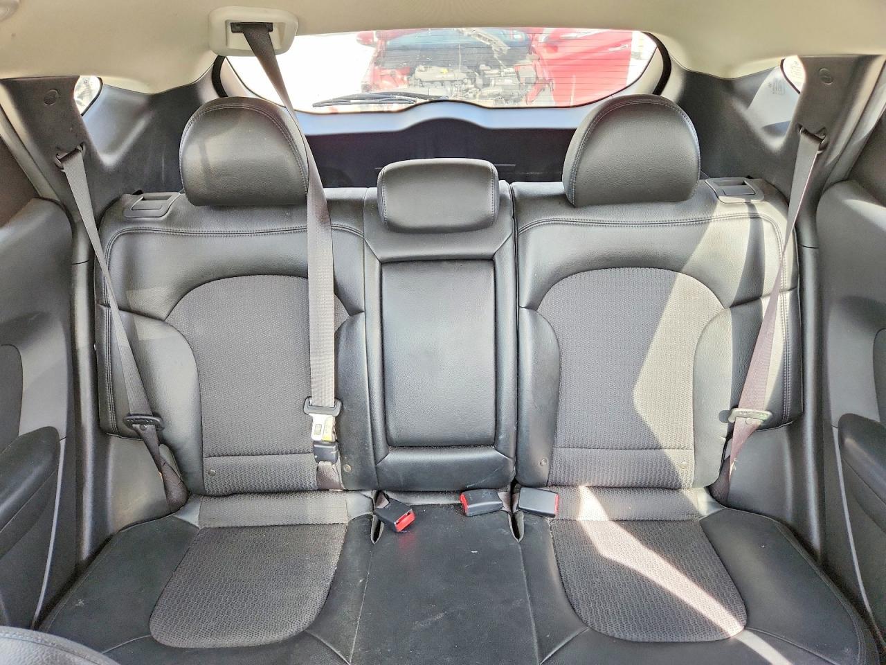 2012 HYUNDAI TUCSON