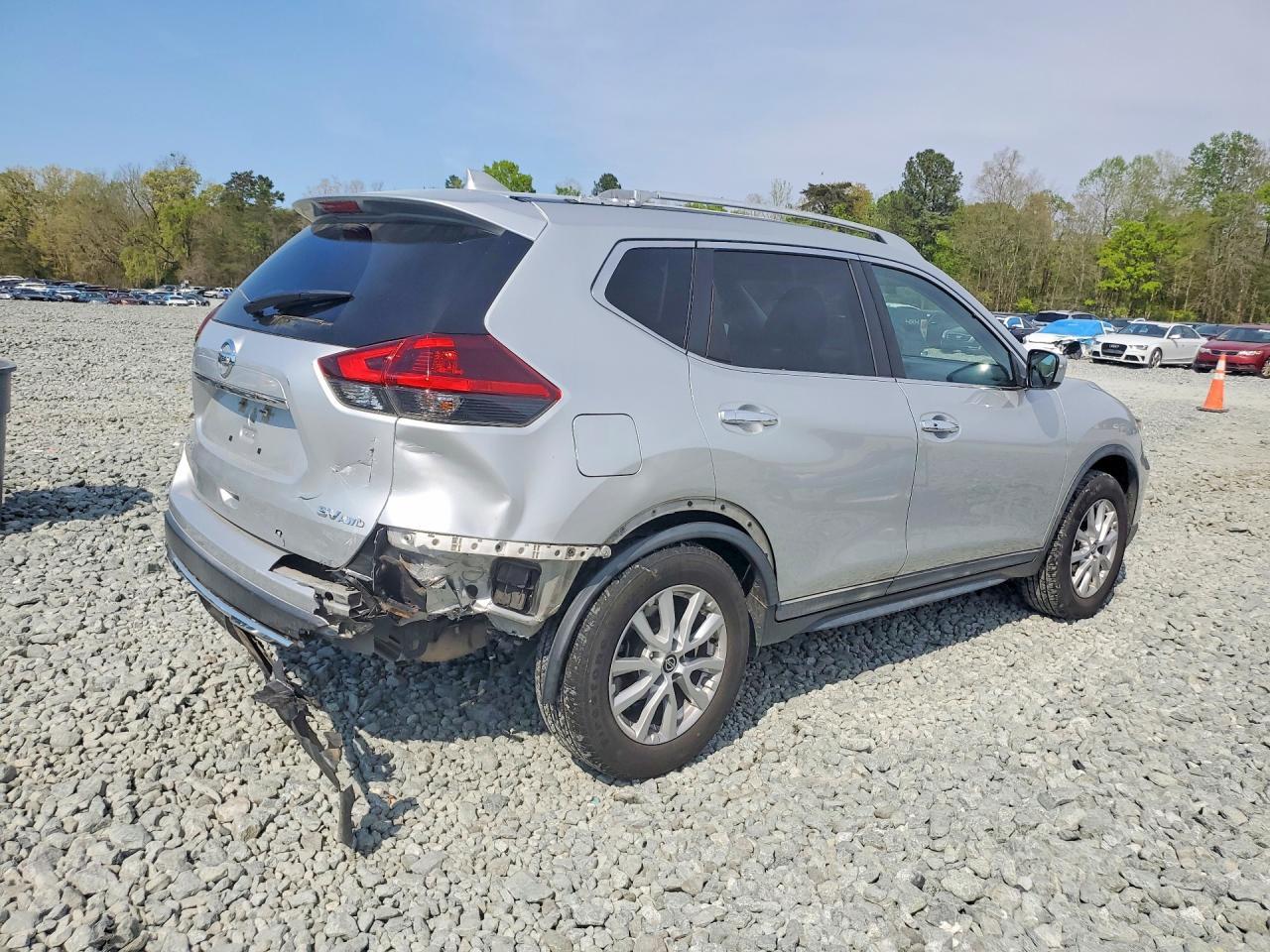 2018 NISSAN ROGUE