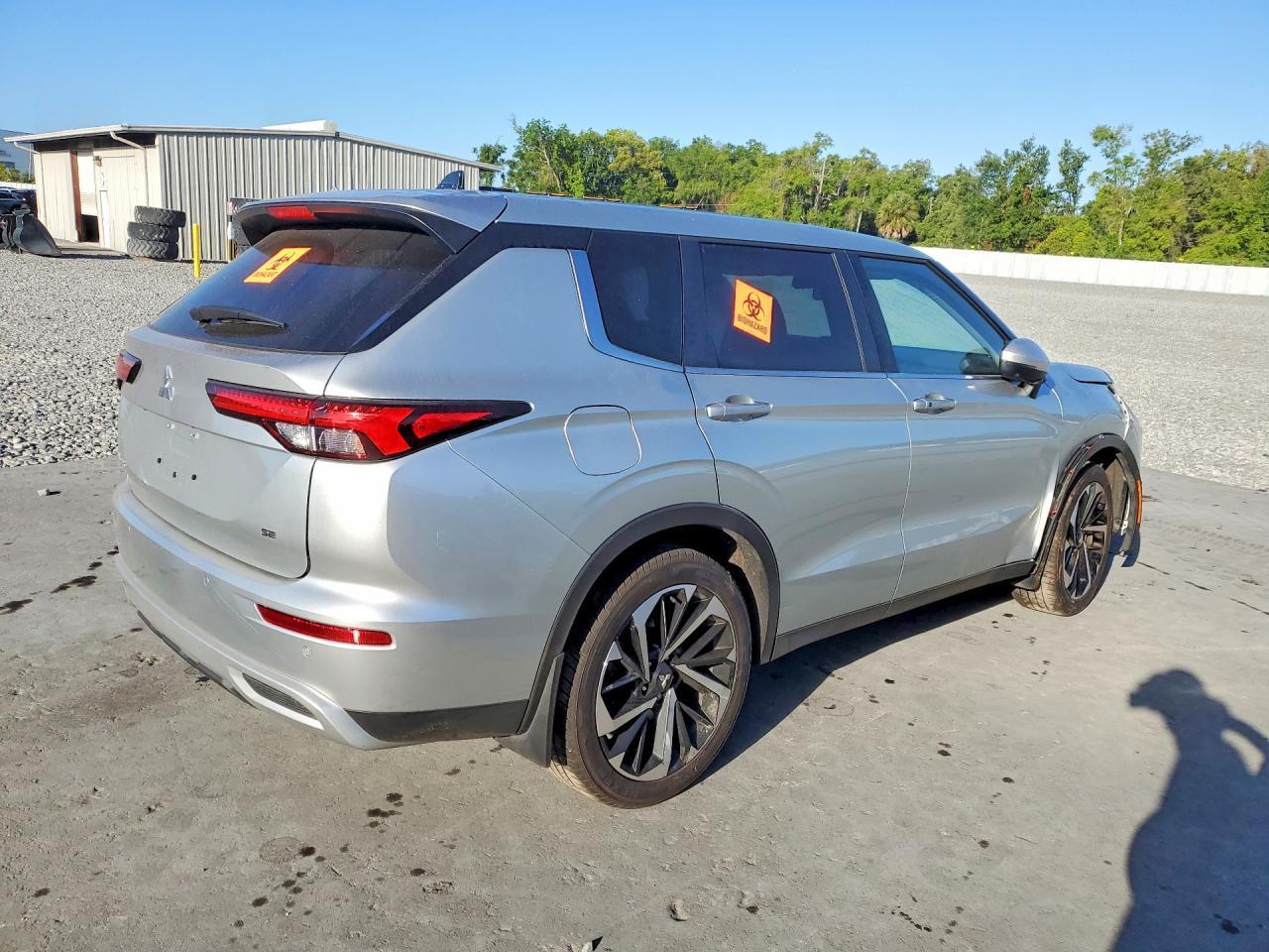 2024 MITSUBISHI outlander