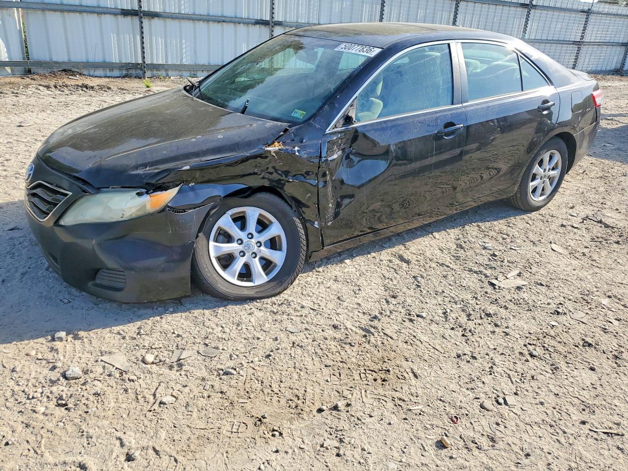 2010 TOYOTA CAMRY
