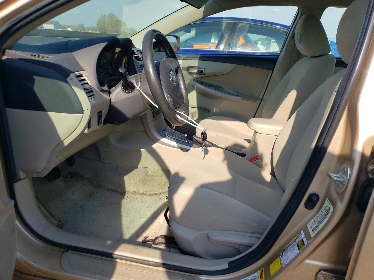 2013 TOYOTA COROLLA
