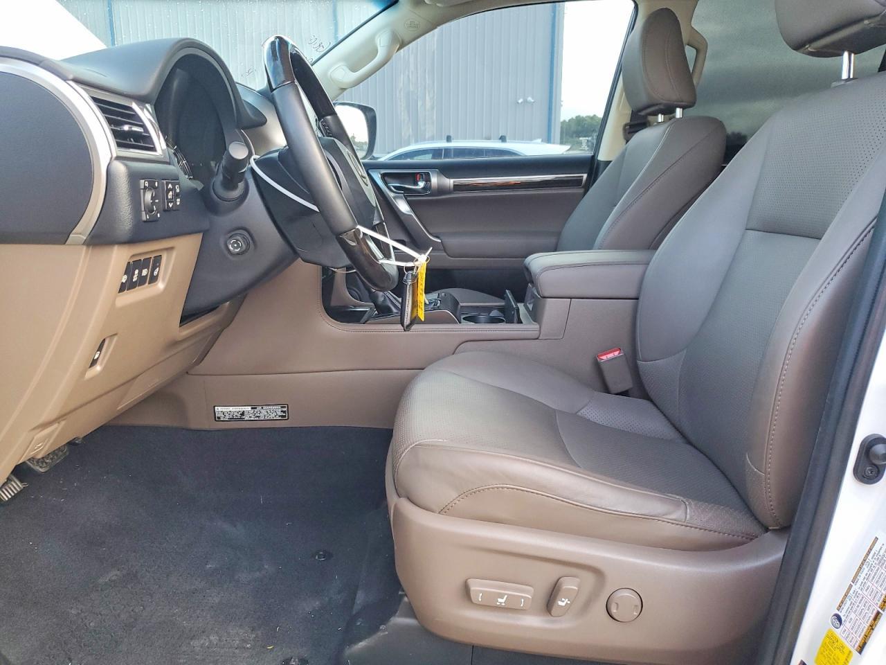 2023 LEXUS GX 460