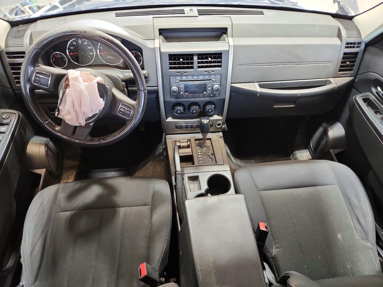 2012 JEEP Liberty