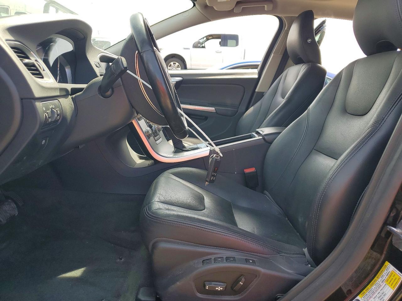 2018 VOLVO S60