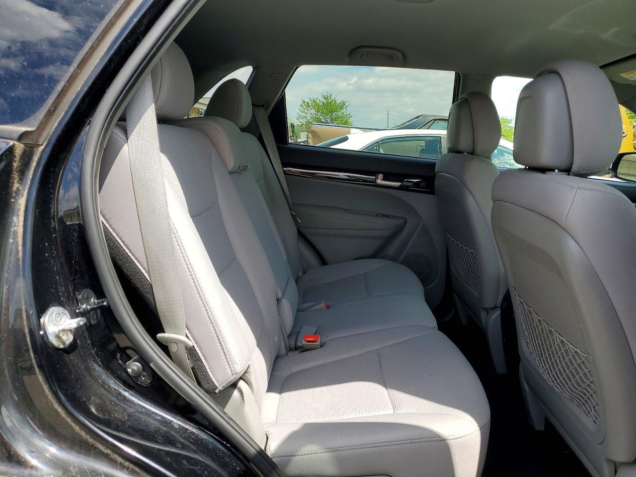 2015 KIA SORENTO