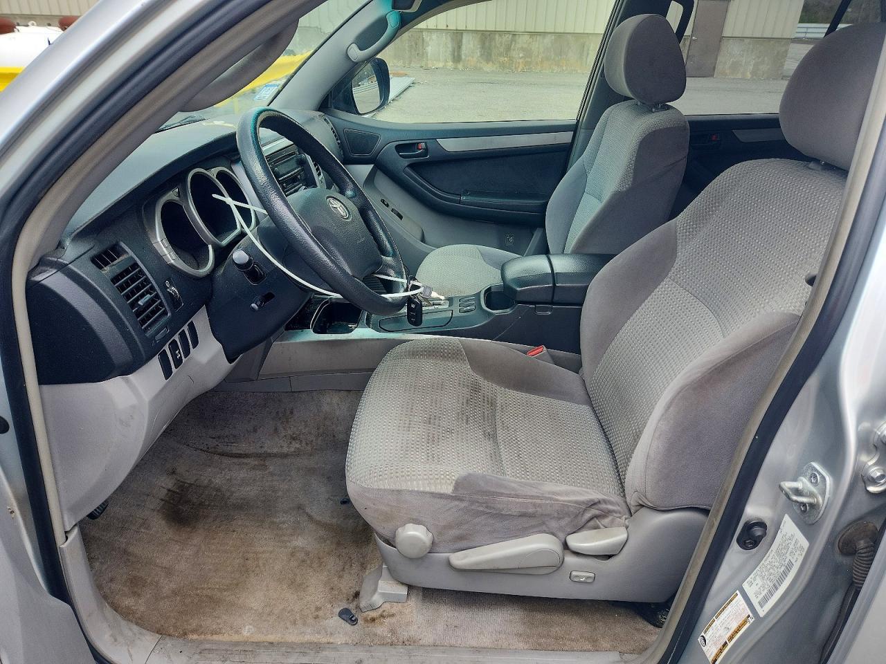 2004 TOYOTA 4Runner