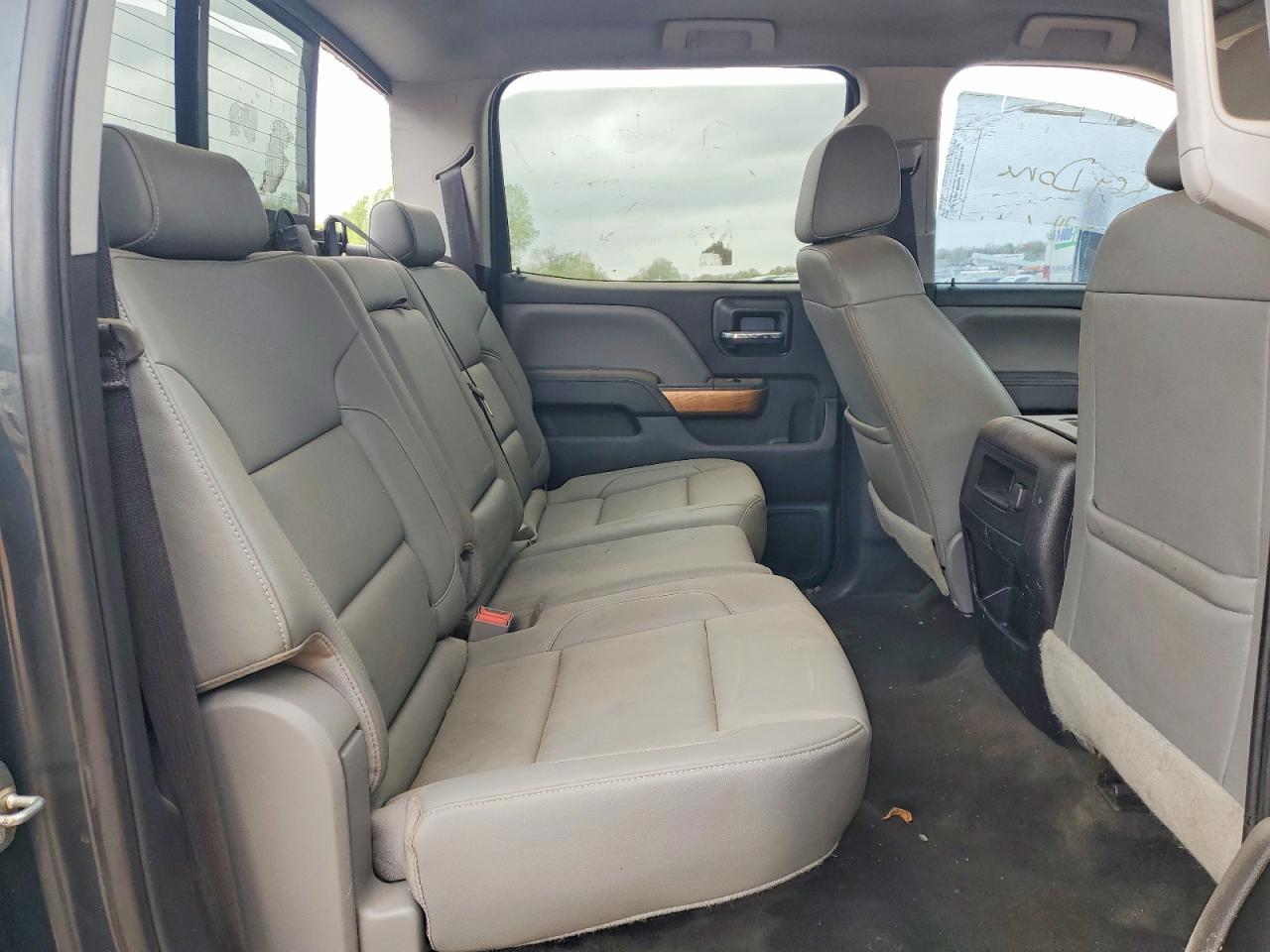 2018 CHEVROLET Silverado