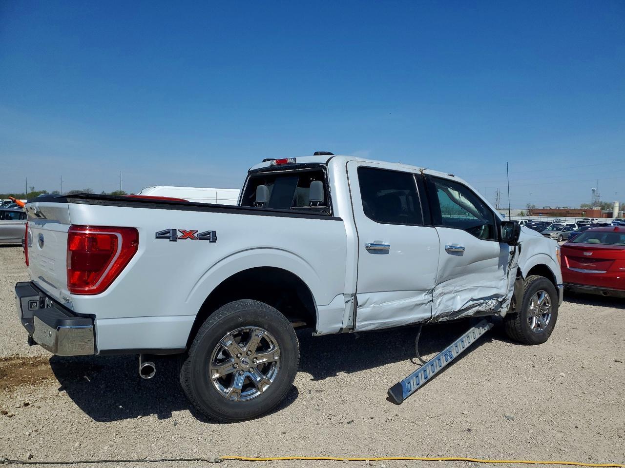 2022 FORD F-150 Lightning