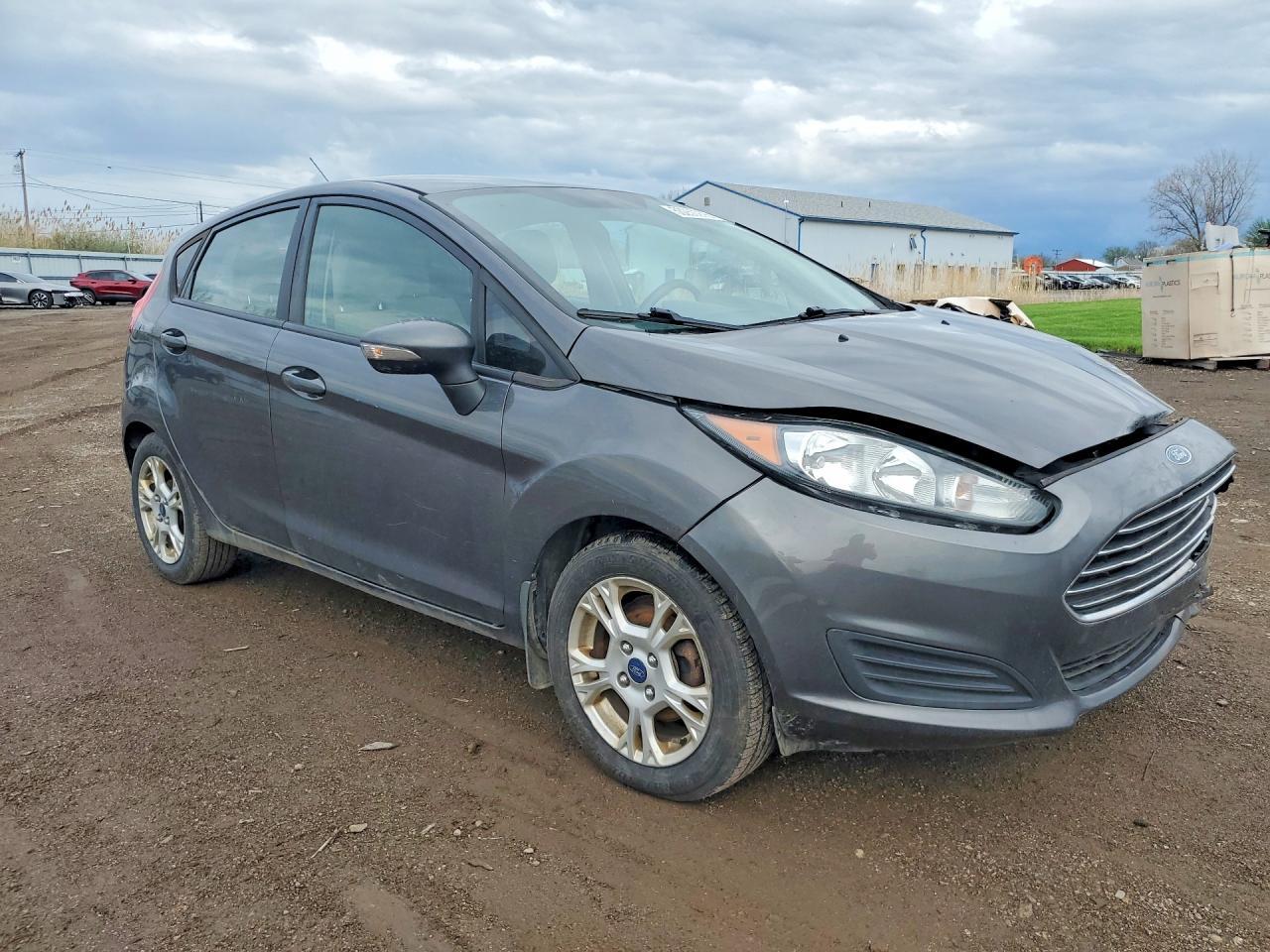2015 FORD Fiesta