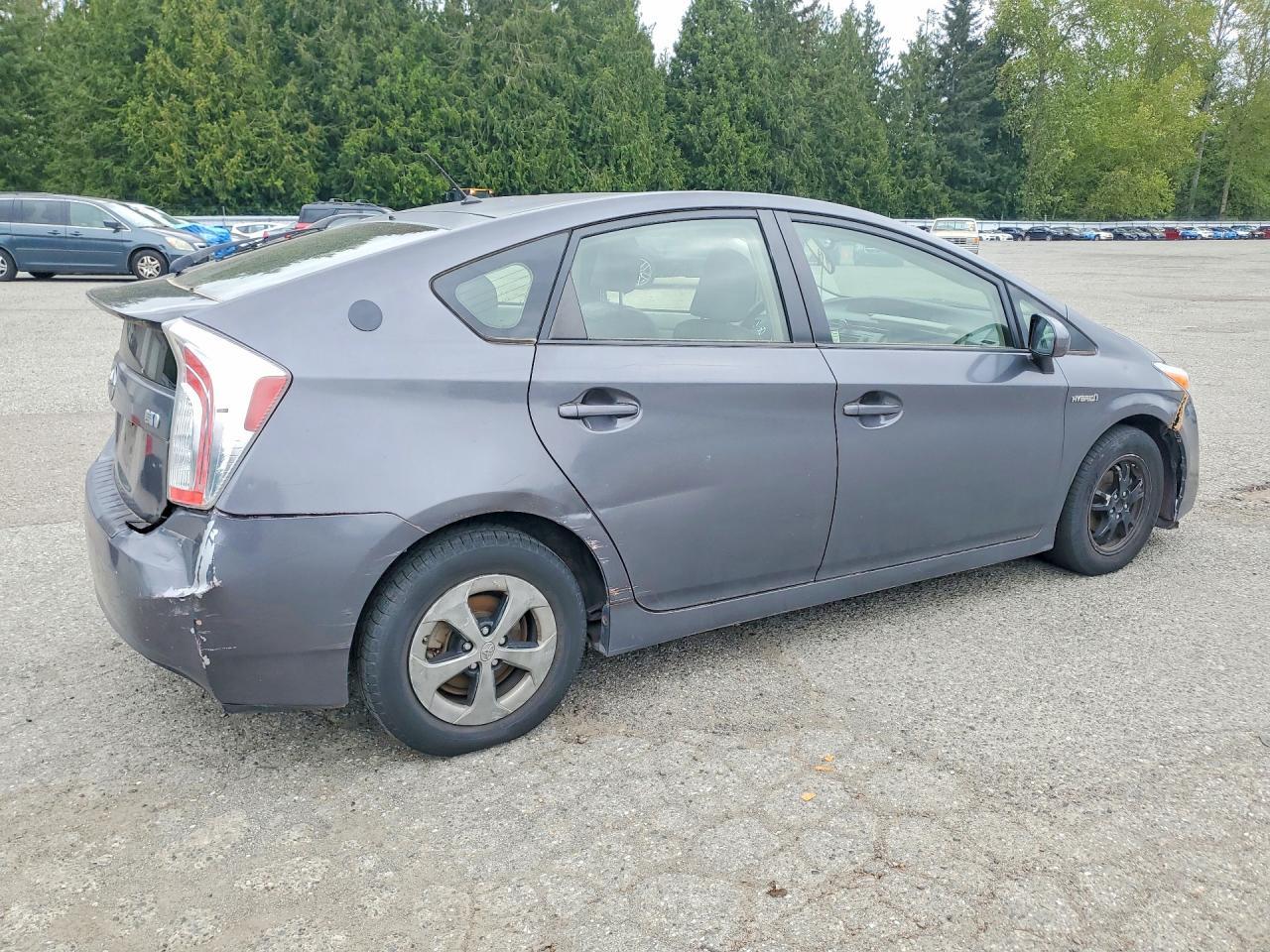 2013 TOYOTA PRIUS