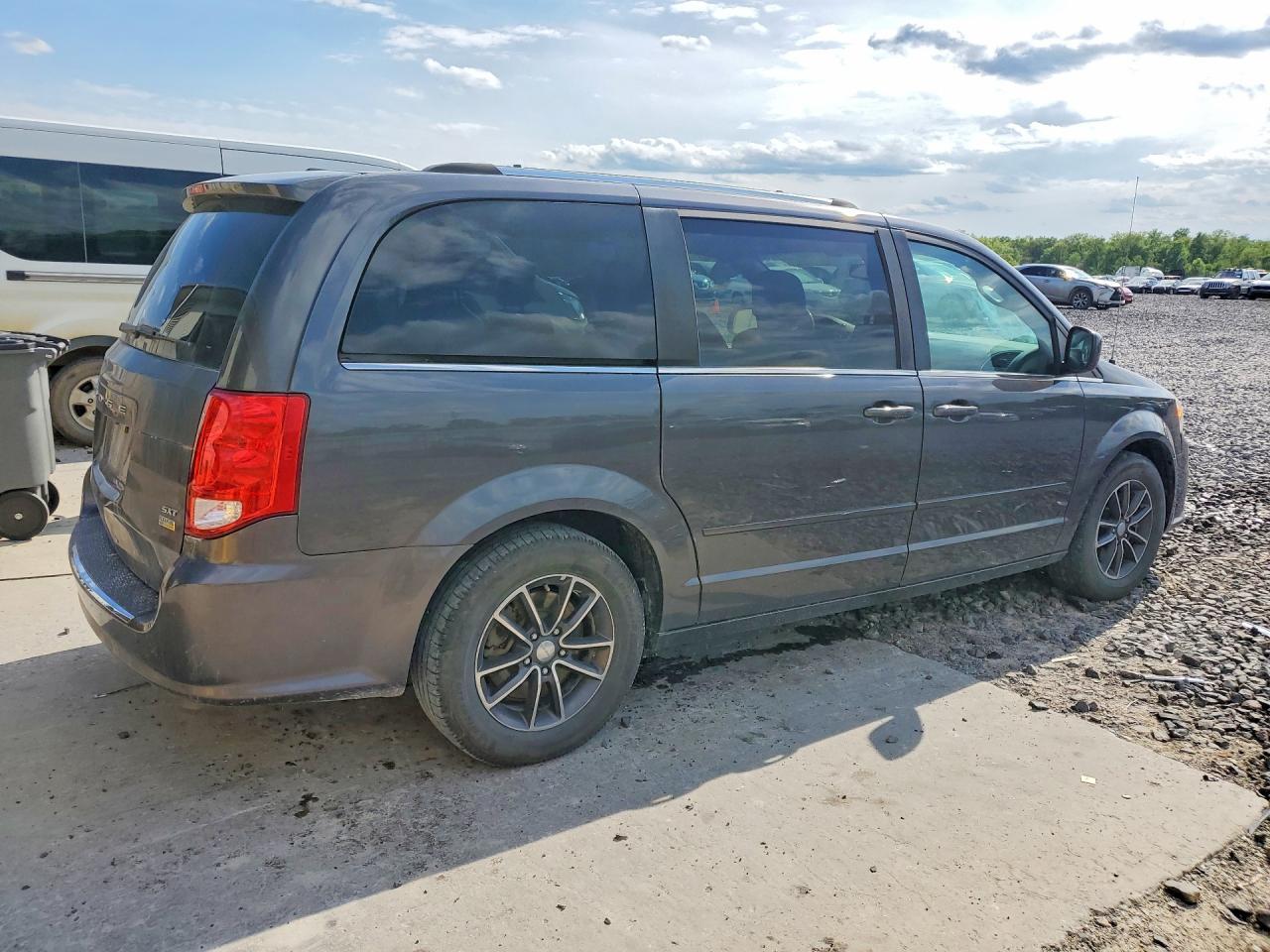 2017 DODGE GRAND CARAVAN