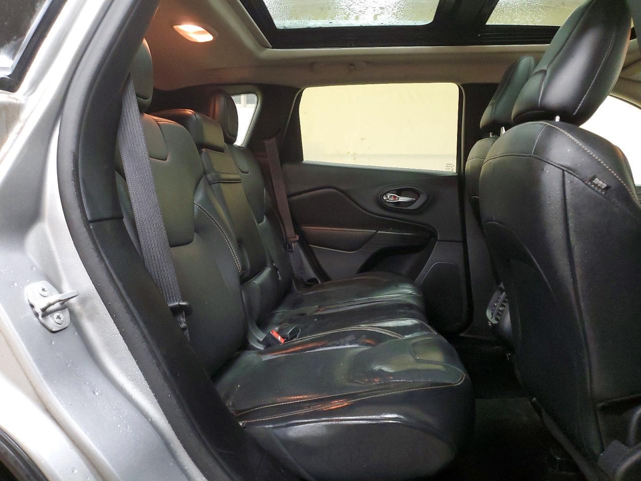 2016 JEEP CHEROKEE