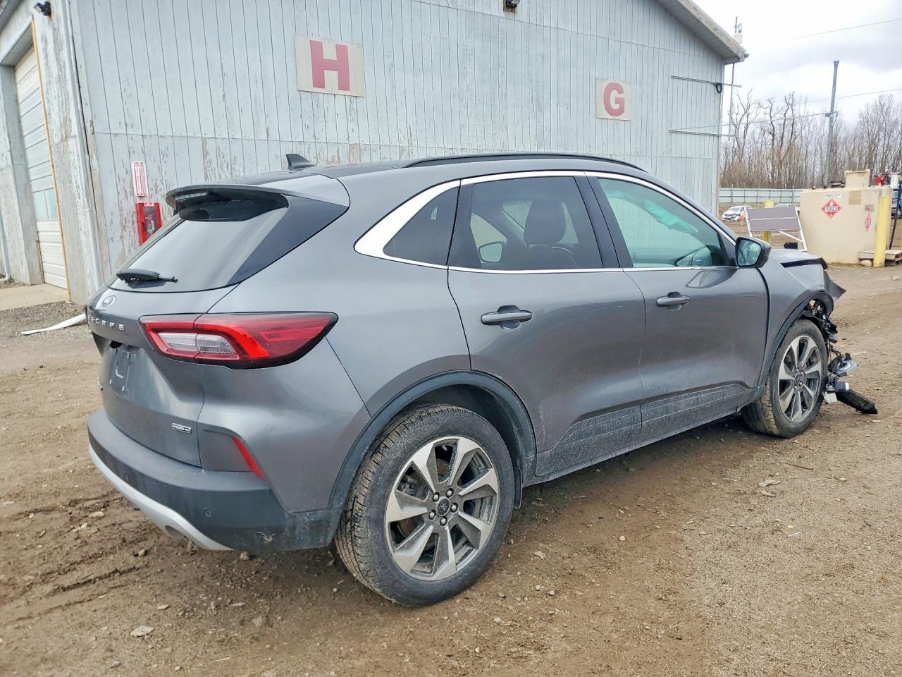 2023 FORD ESCAPE