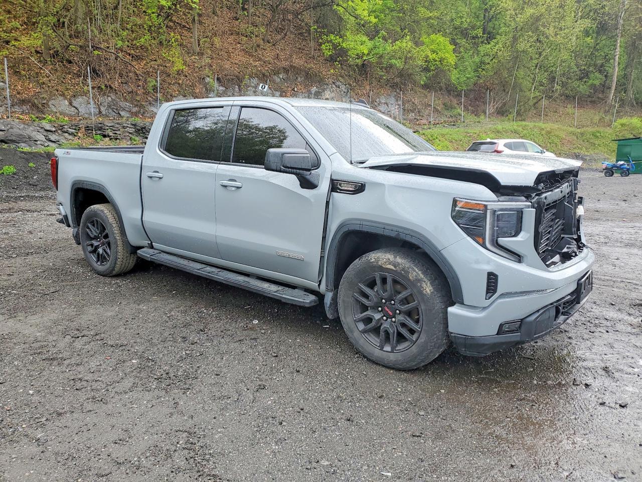 2024 GMC Sierra
