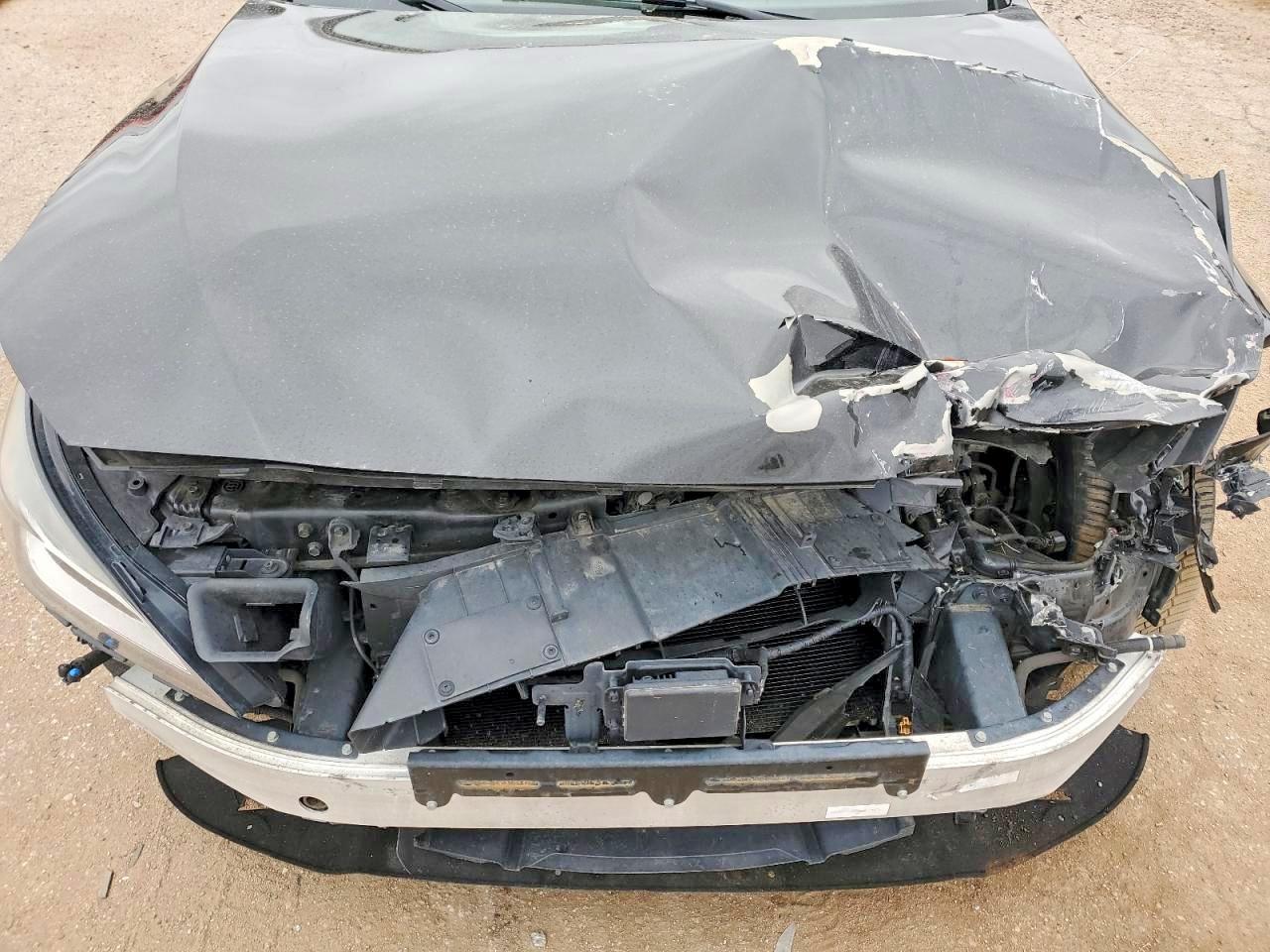 2015 HYUNDAI GENESIS