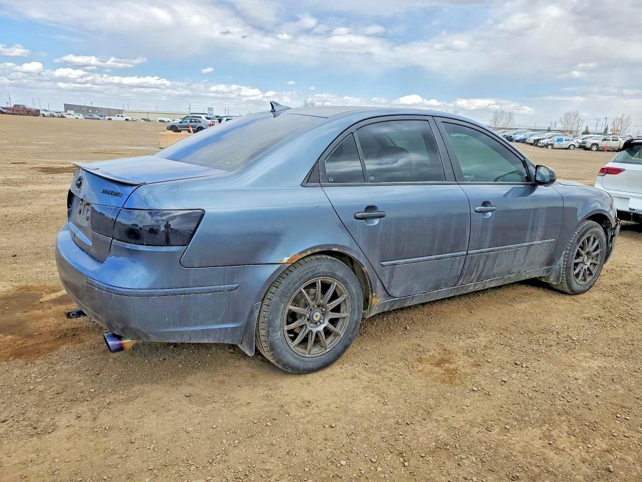 2010 HYUNDAI SONATA