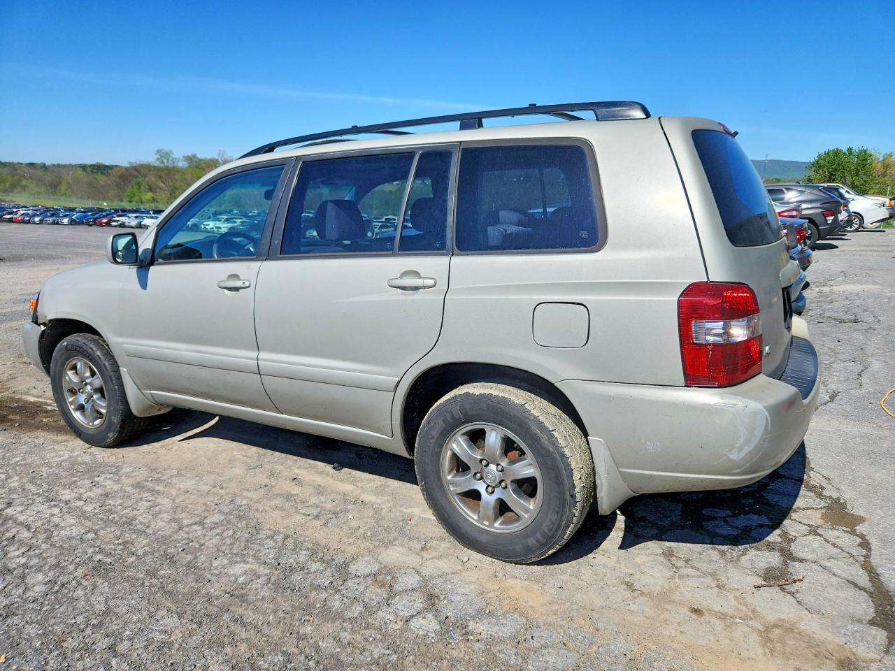 2005 TOYOTA HIGHLANDER