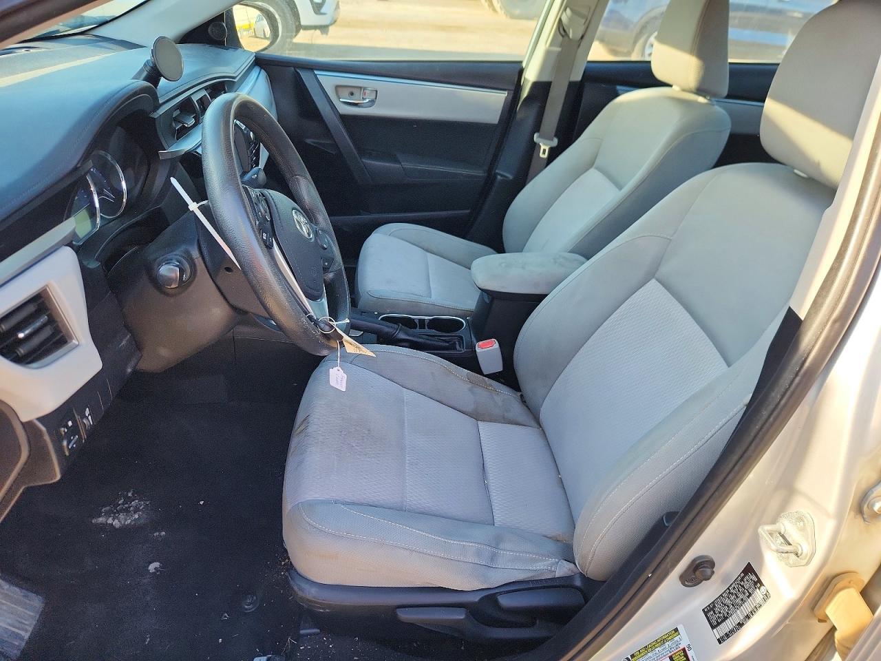 2015 TOYOTA COROLLA