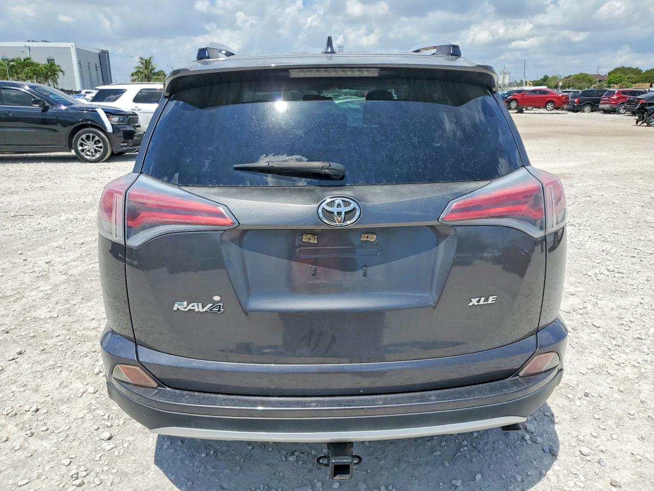 2016 TOYOTA RAV4