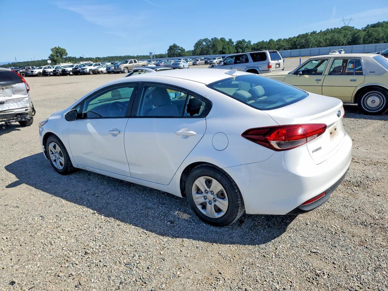 2017 KIA FORTE